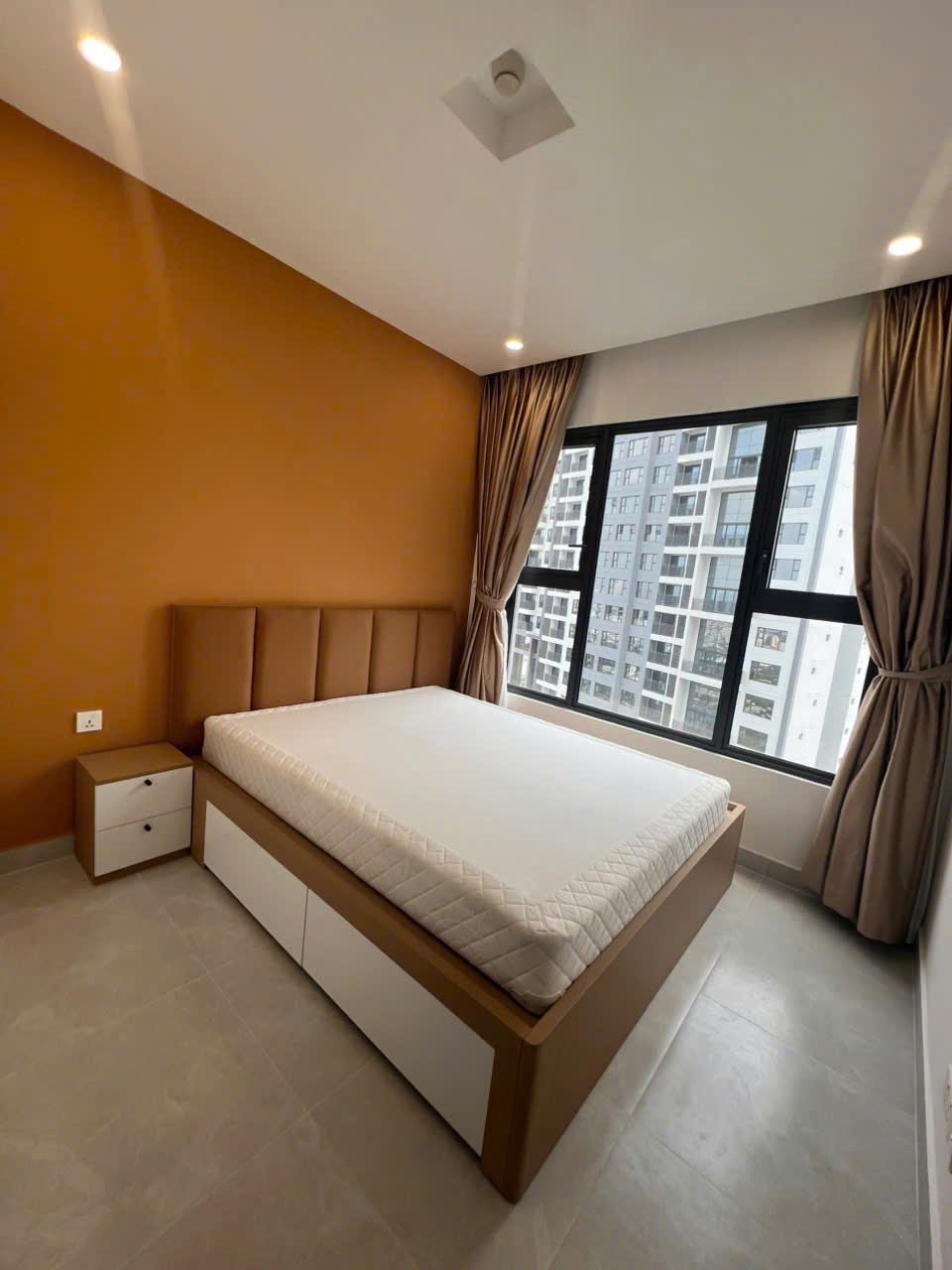 Giường mẫu 4